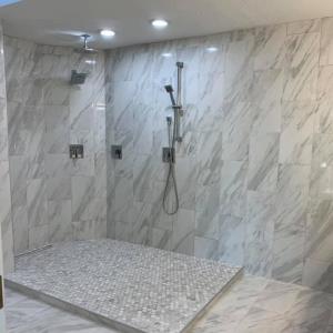 Who Needs a Trip to the Spa When Your Bathroom Looks Like This?